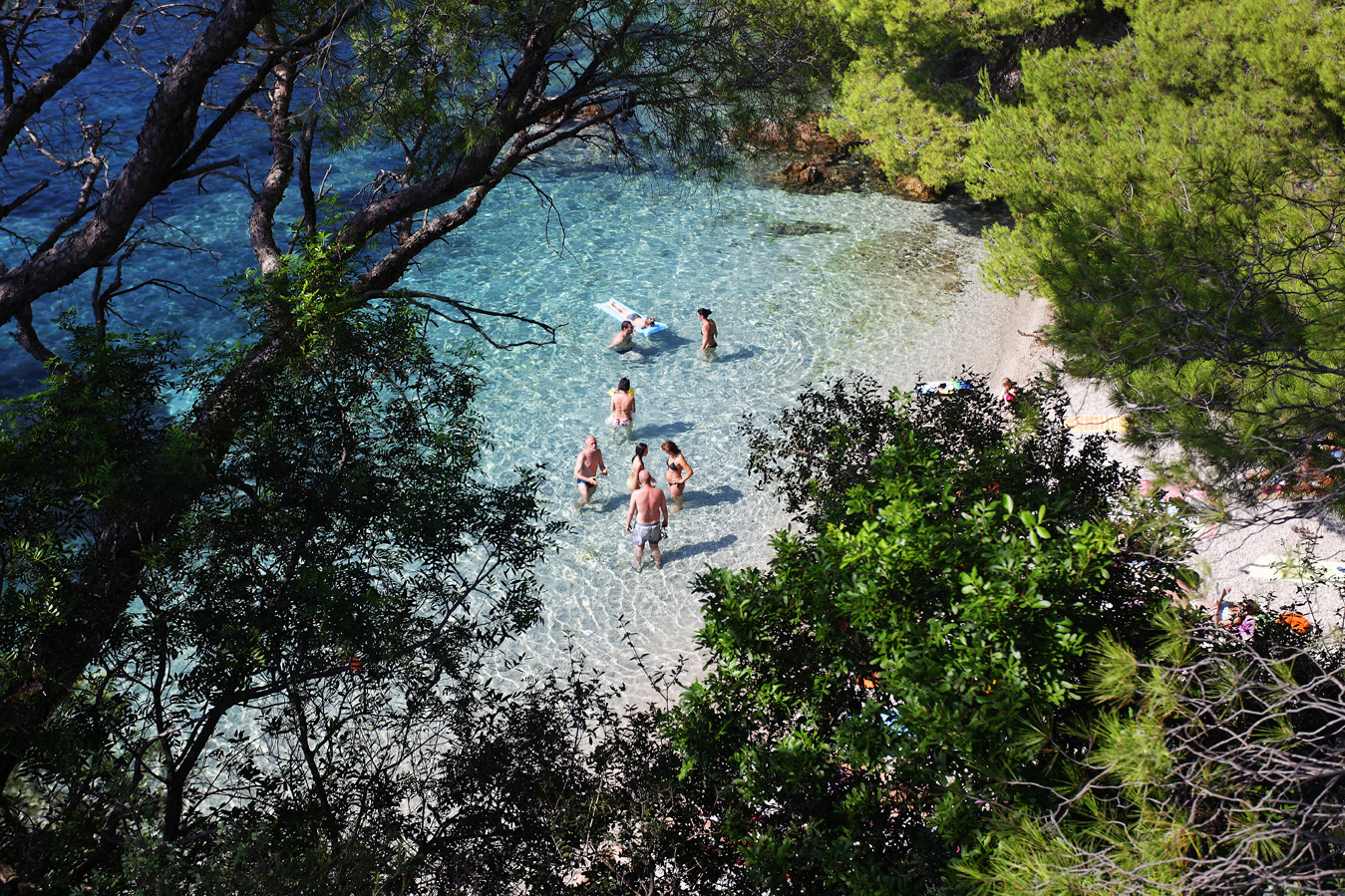 explore croatia beach