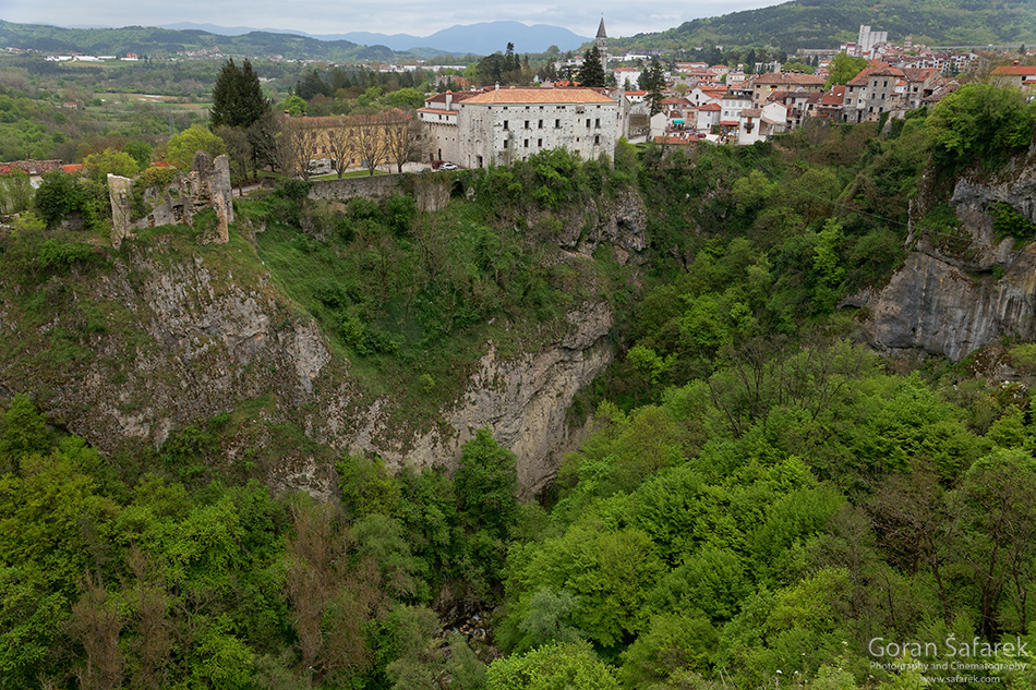 croatia, istria, pazin, pazinčica, fort, chams, abyss