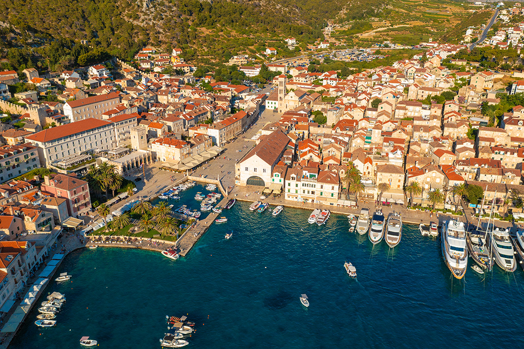 hvar town, hvar island, croatia, adriatic coast, adriatic sea