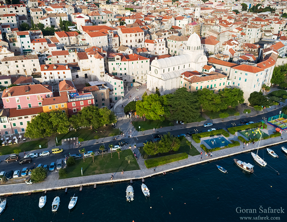 šibenik, promenade, riva