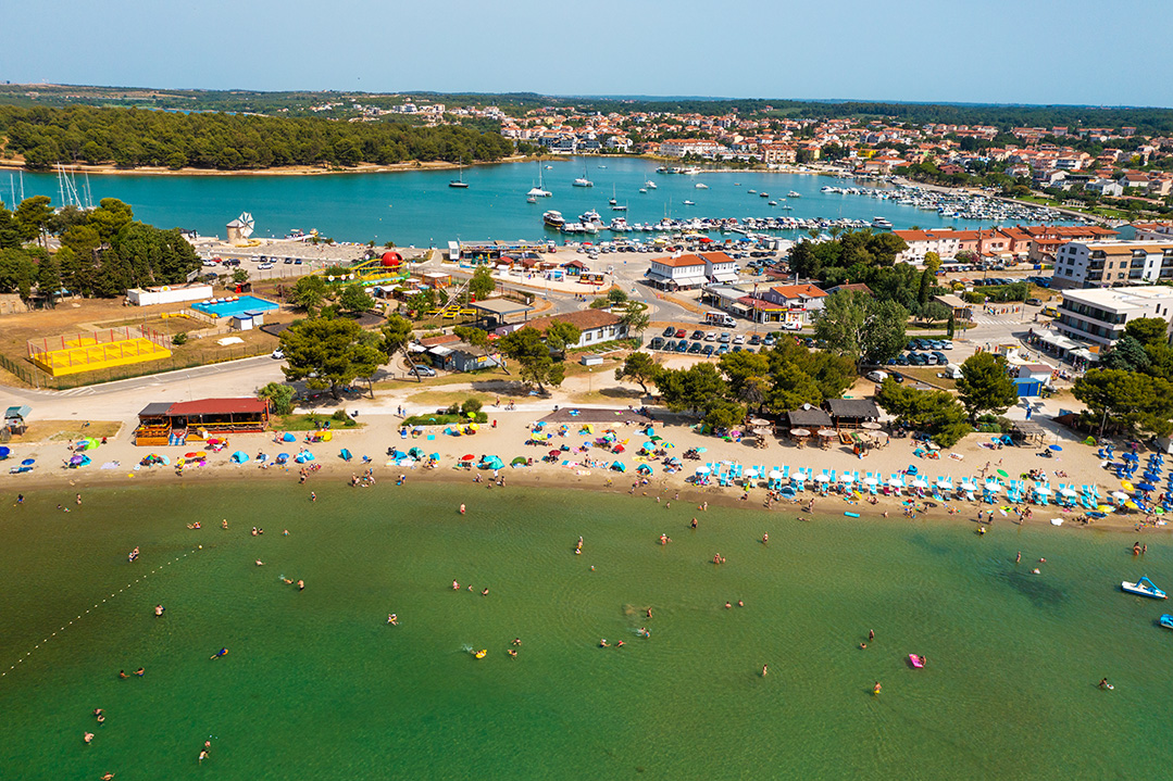 Bijeca Beach, Medulin