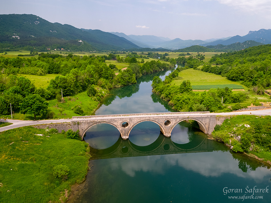 Unreal Places in Croatia, kosinj bridge, croatia, Lika