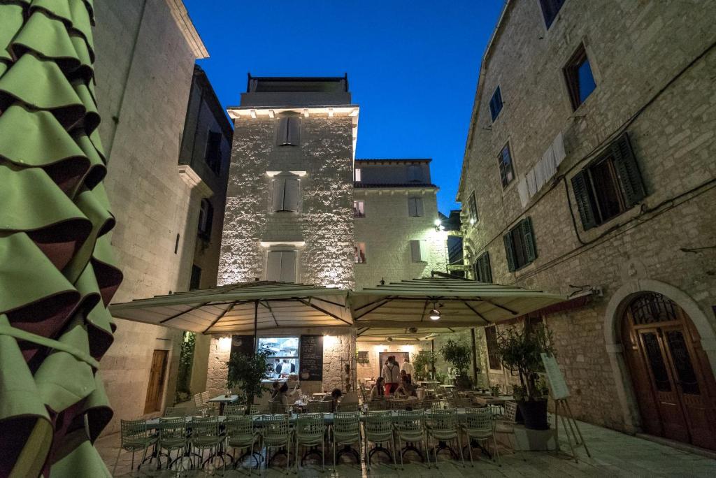 Murum Heritage Hotel – boutique stay inside Diocletian’s Palace